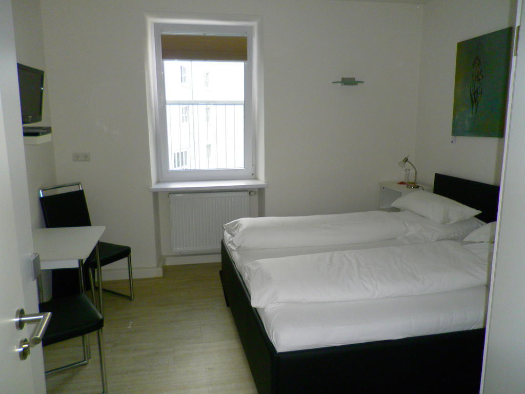 Astra Hotel Kaiserslautern Bagian luar foto